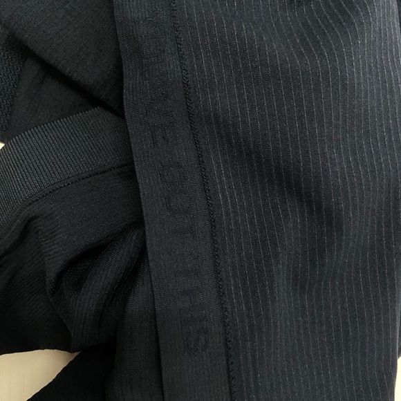 Lululemon Swiftly Tech Relaxed- Fit Polo Shirt Navy/Dark Blue Women’s Size 14 - Picture 15 of 15